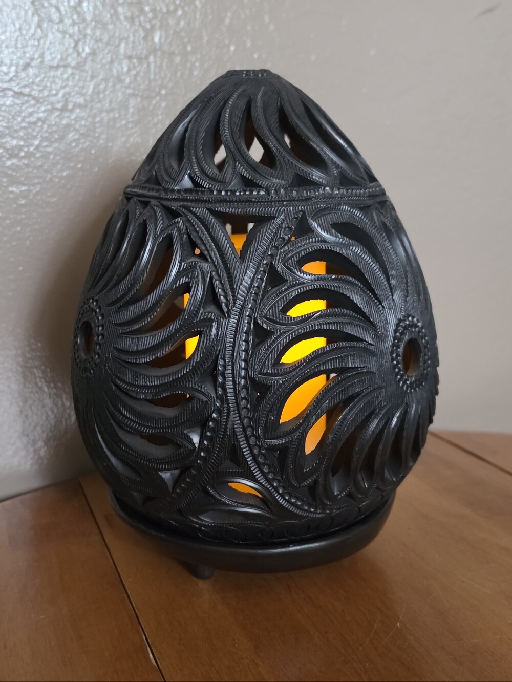 Black clay lantern from San Bortolo Coyotepec, Oaxaca. - Picture 2 of 6